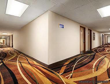 Days Inn By Wyndham Rome Downtown Екстериор снимка