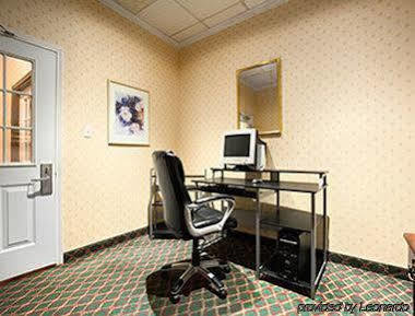 Days Inn By Wyndham Rome Downtown Екстериор снимка