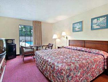 Days Inn By Wyndham Rome Downtown Стая снимка